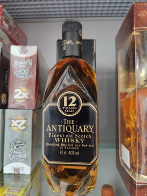 Lot 64 - The antiquary 12 year old scotch whisky