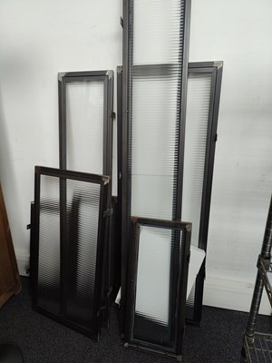 Lot 209 - Glass screen dividers in asstd sizes