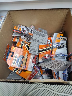 Lot 32 - Large qty of matchbox cars in display packets