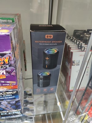 Lot 110 - S10 waterproof Bluetooth speaker