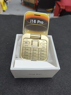 Lot 153 - I16 pro flip phone in box