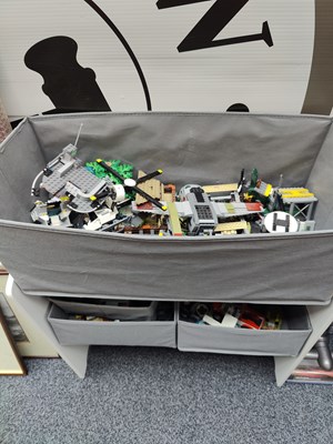 Lot 112 - Qty of Lego & Storage Stand
