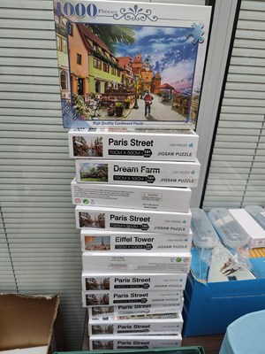 Lot 171 - Large bundle of new jigsaws