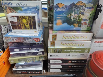 Lot 4 - Bundle of sealed jigsaws