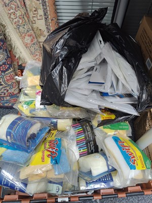 Lot 174 - Large Box of Miscellaneous Items