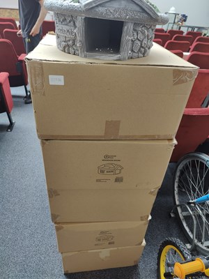 Lot 247 - 6 hedgehog houses in boxes