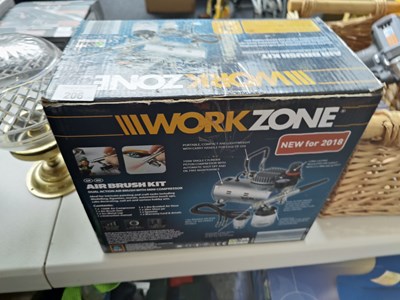 Lot 206 - Work zone air brush kit