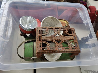 Lot 288 - Box of misc vintage items