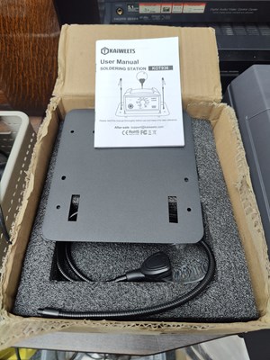 Lot 165 - Kaiweets soldering station boxed