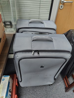 Lot 183 - Pair of checked suitcases
