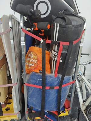 Lot 247 - Cage of fitness equipment