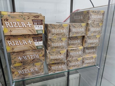 Lot 86 - Large qty of rizla papers