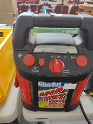Lot 209 - Jump start 1000 with charger