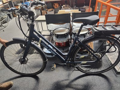 Lot 261 - Raleigh electric bike with battery and keys but no charger