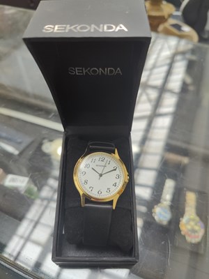 Lot 153 - Sekonda gents wrist watch