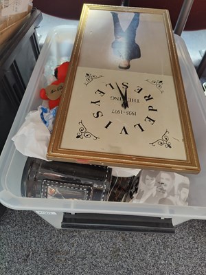 Lot 285 - Box containing asstd Elvis memorabilia including clock