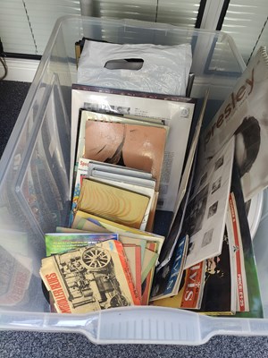 Lot 215 - Box containing Elvis misc