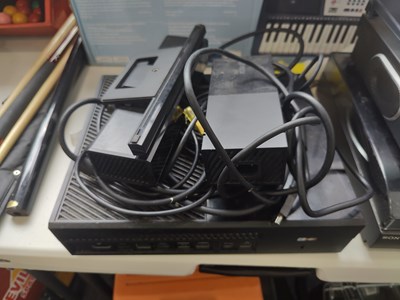 Lot 290 - Xbox 1 console